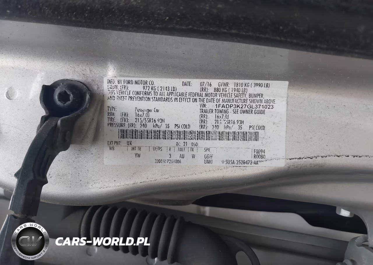 2016 Ford Focus Se VIN:1FADP3K27GL371023 - 9