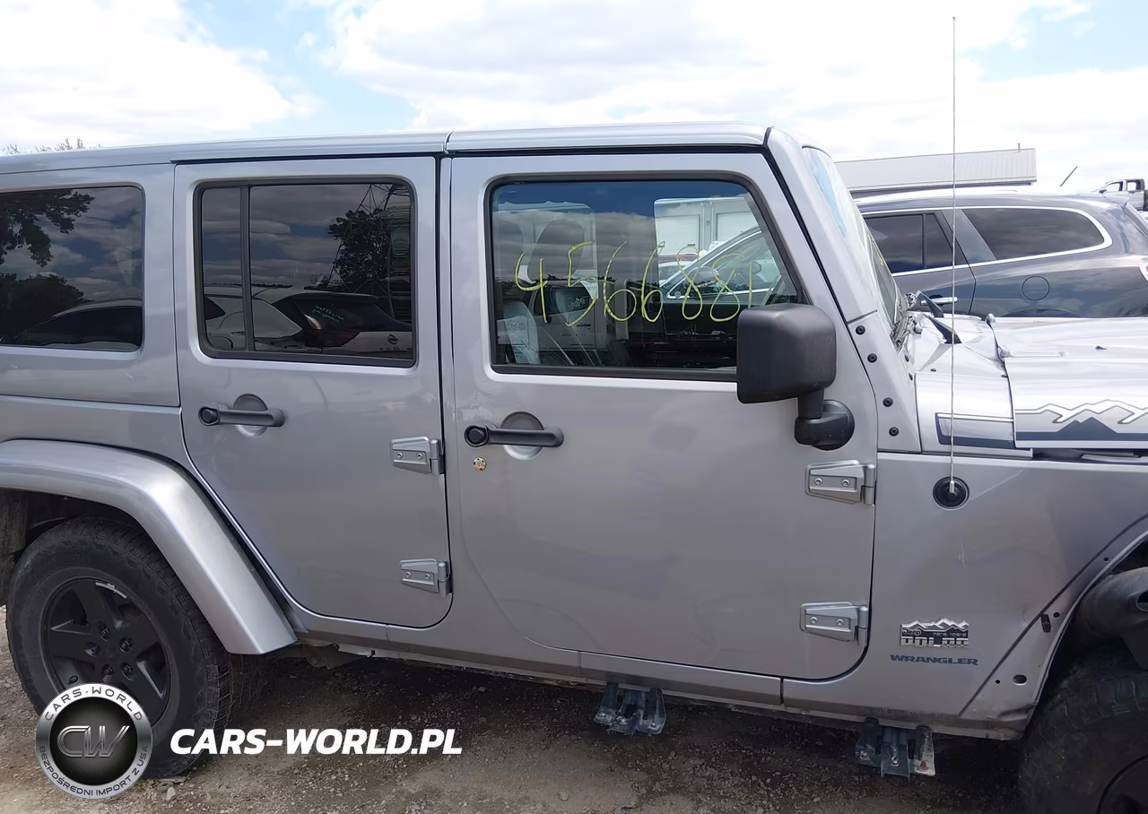 2014 Jeep Wrangler Unlimited Polar Edition VIN:1C4HJWEG5EL170787 - 14