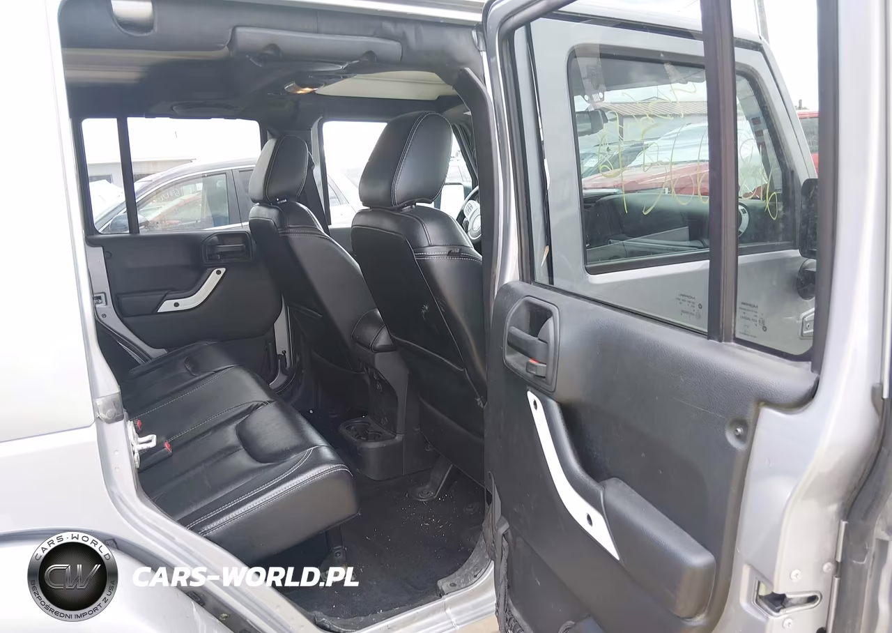 2014 Jeep Wrangler Unlimited Polar Edition VIN:1C4HJWEG5EL170787 - 8
