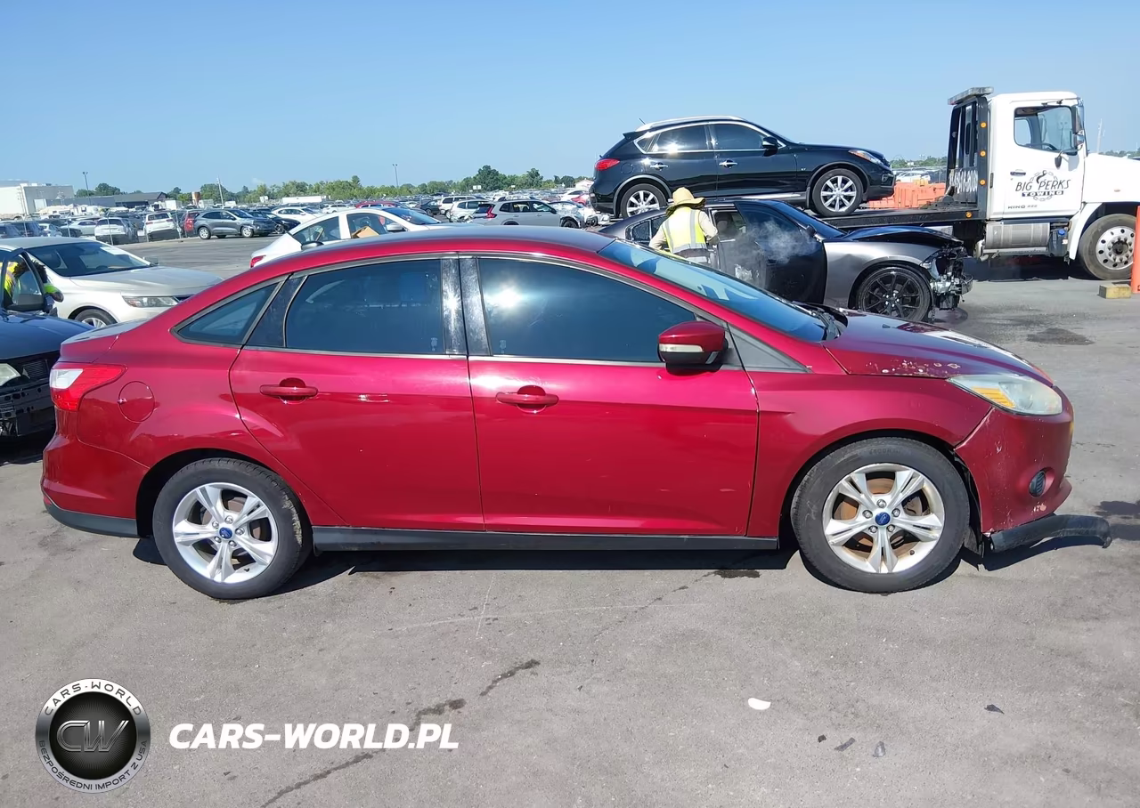 2014 Ford Focus Se VIN:1FADP3F27EL388380 - 13