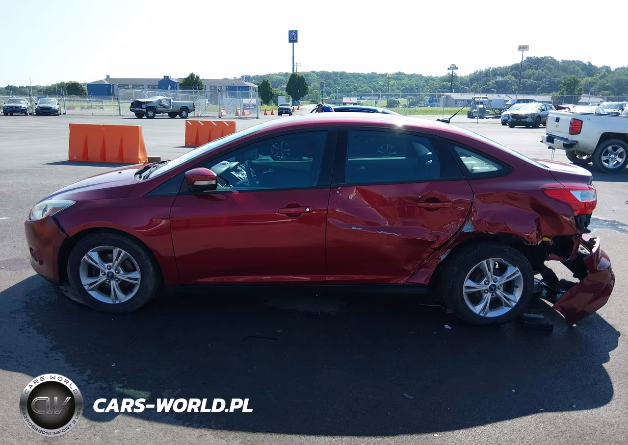 2014 Ford Focus Se VIN:1FADP3F27EL388380 - 6