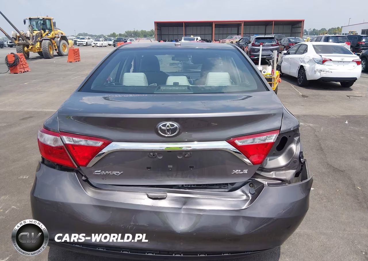 2017 Toyota Camry Xle VIN:4T1BF1FKXHU302790 - 6