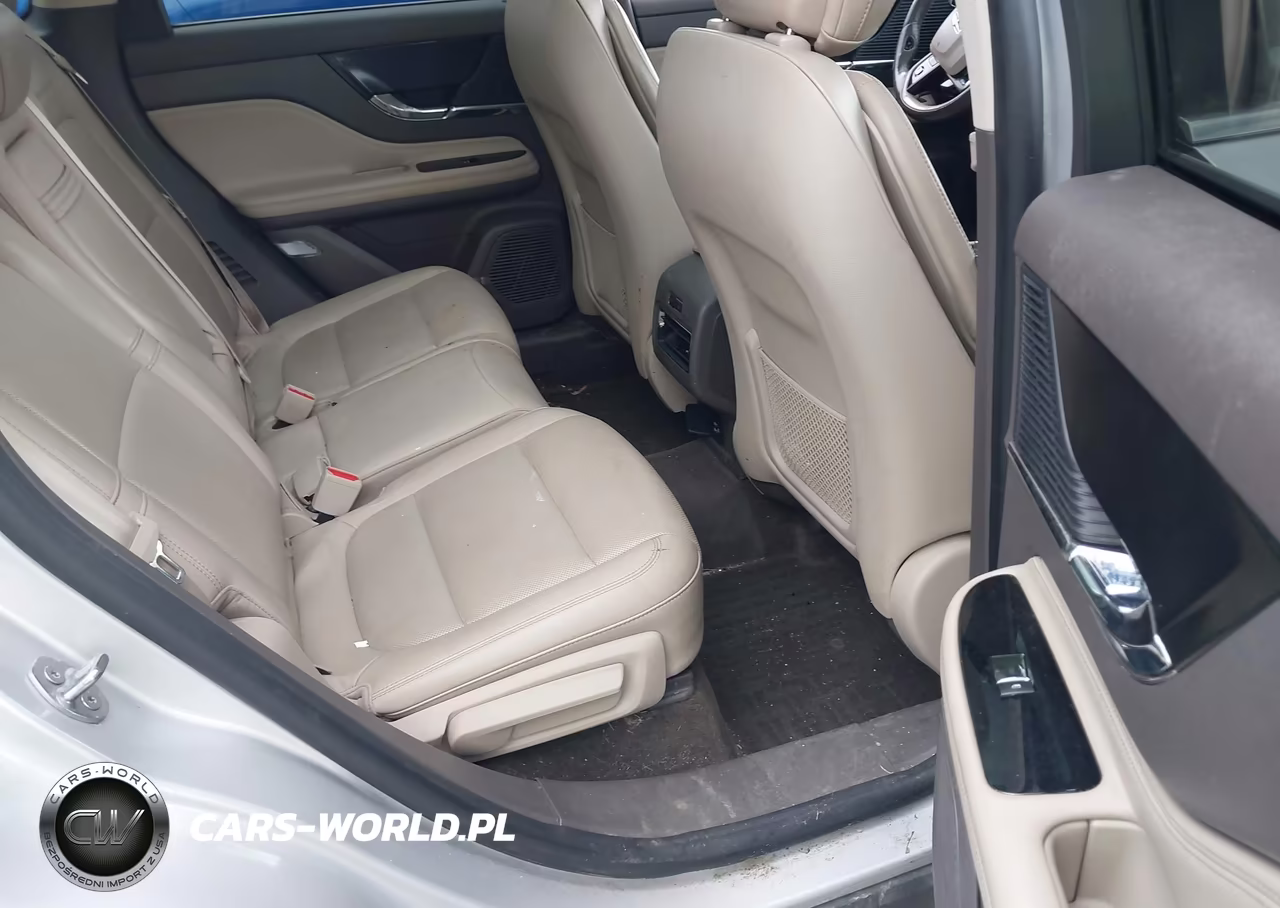 2020 Lincoln Corsair Standard VIN:5LMCJ1D96LUL21961 - 8