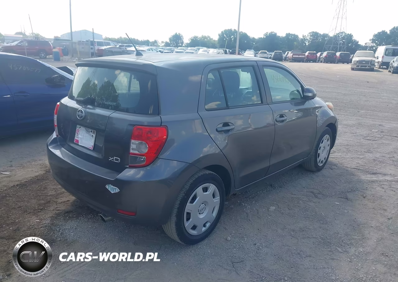 2008 Scion Xd VIN:JTKKU104X8J003279 - 4
