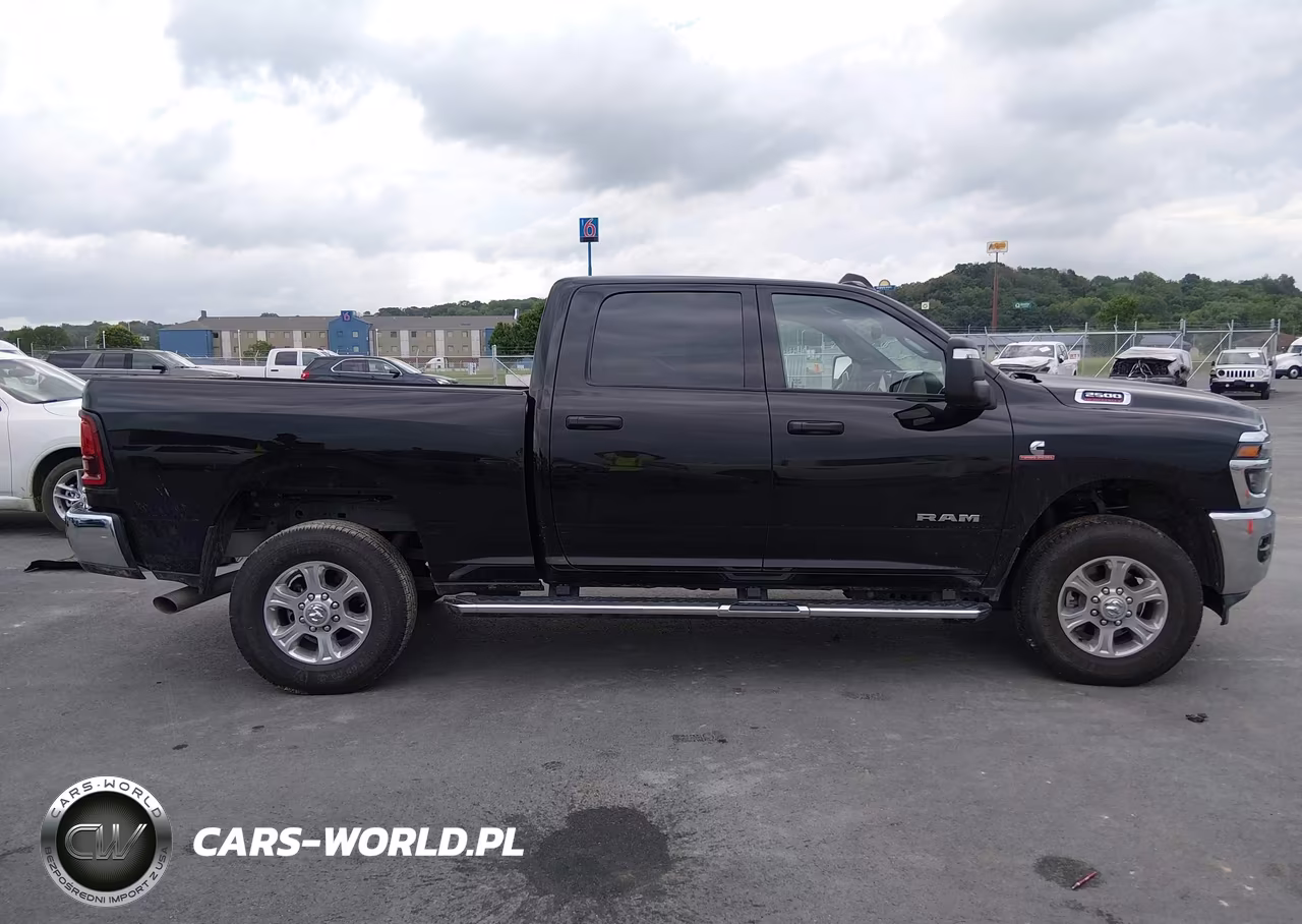 2025 Ram 2500 Big Horn 4X4 6'4 Box VIN:3C63R5DLXSG523066 - 13
