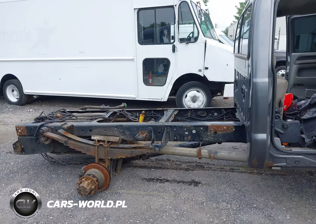 2007 Ford F-350 Chassis Lariat-Xl-Xlt VIN:1FDWX37P97EB32452 - 13
