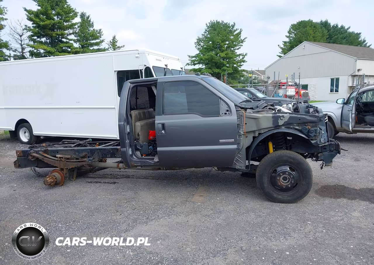 2007 Ford F-350 Chassis Lariat-Xl-Xlt VIN:1FDWX37P97EB32452 - 16