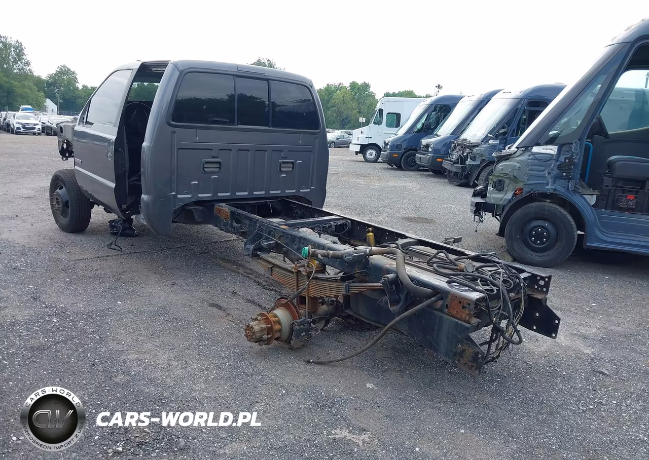 2007 Ford F-350 Chassis Lariat-Xl-Xlt VIN:1FDWX37P97EB32452 - 3