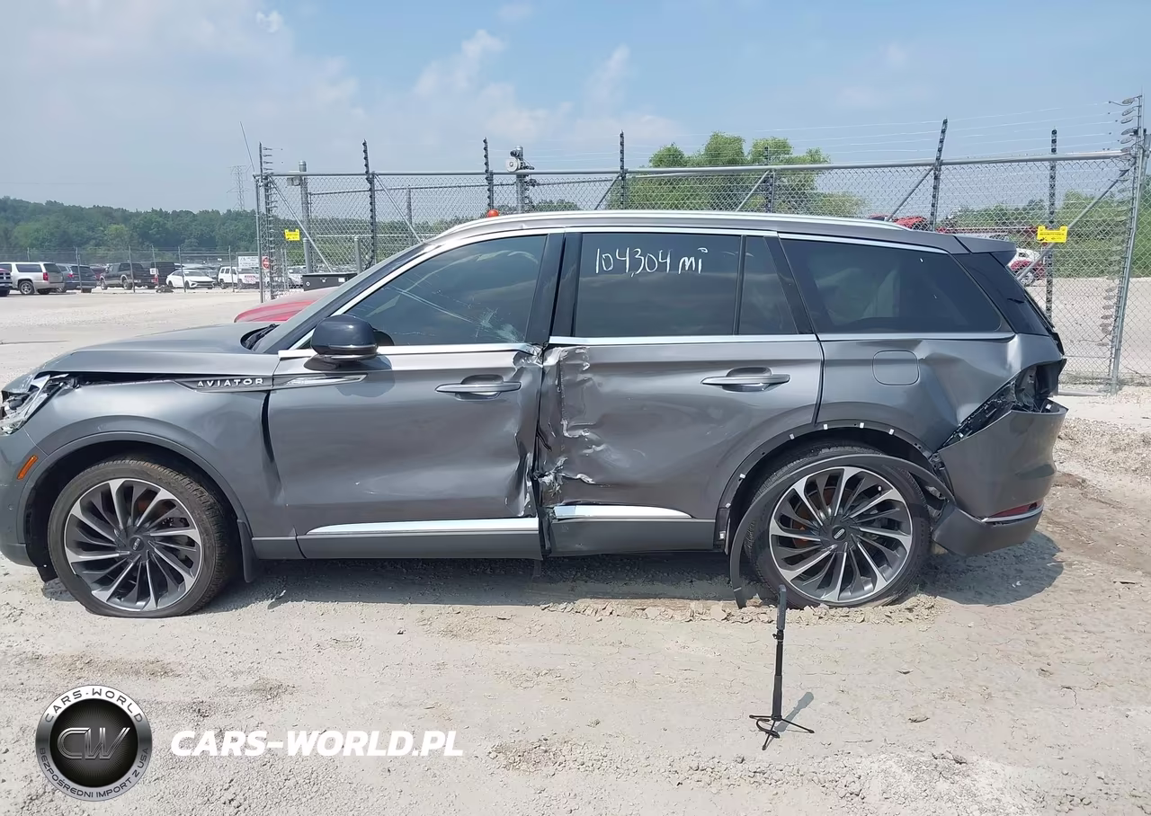 2021 Lincoln Aviator Reserve VIN:5LM5J7XC6MGL05665 - 16