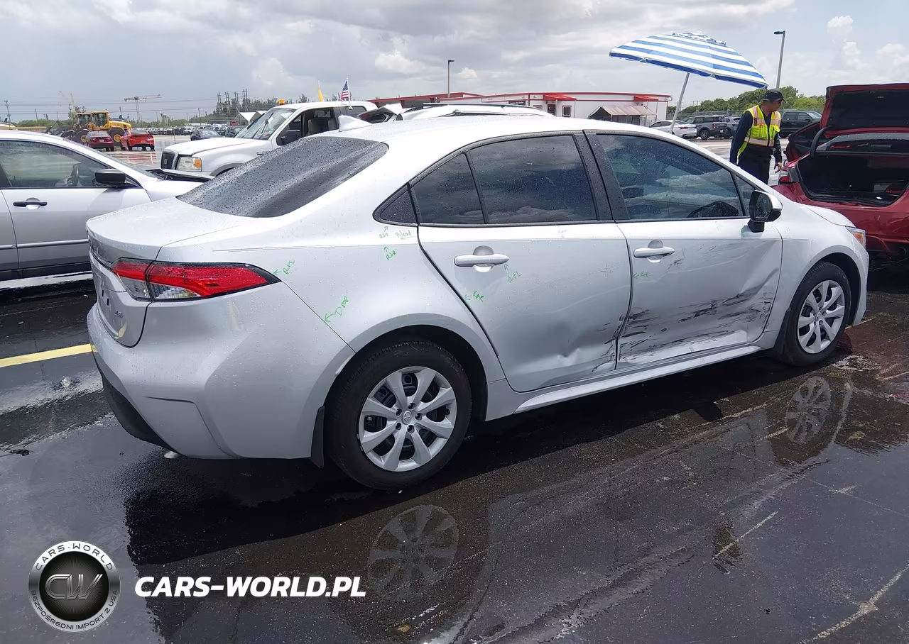 2026 Toyota Corolla Le VIN:5YFB4MDE5TP413973 - 4