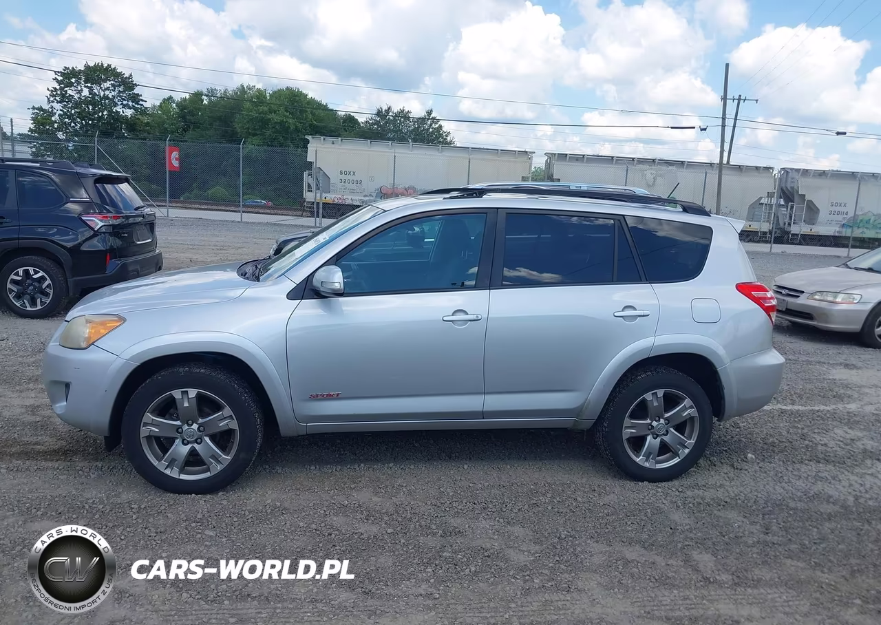 2010 Toyota Rav4 Sport VIN:JTMRF4DV1A5028669 - 14