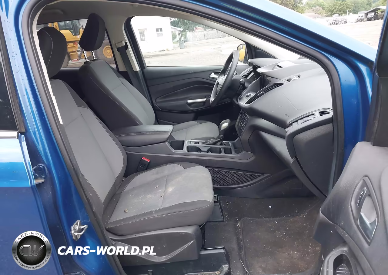 2018 Ford Escape Se VIN:1FMCU0GDXJUA82108 - 5