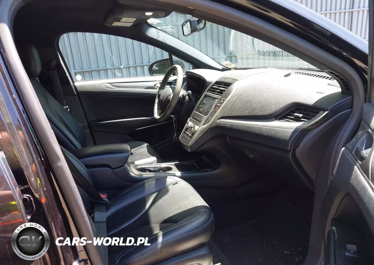 2019 Lincoln Mkc Standard VIN:5LMCJ1D90KUL34543 - 5