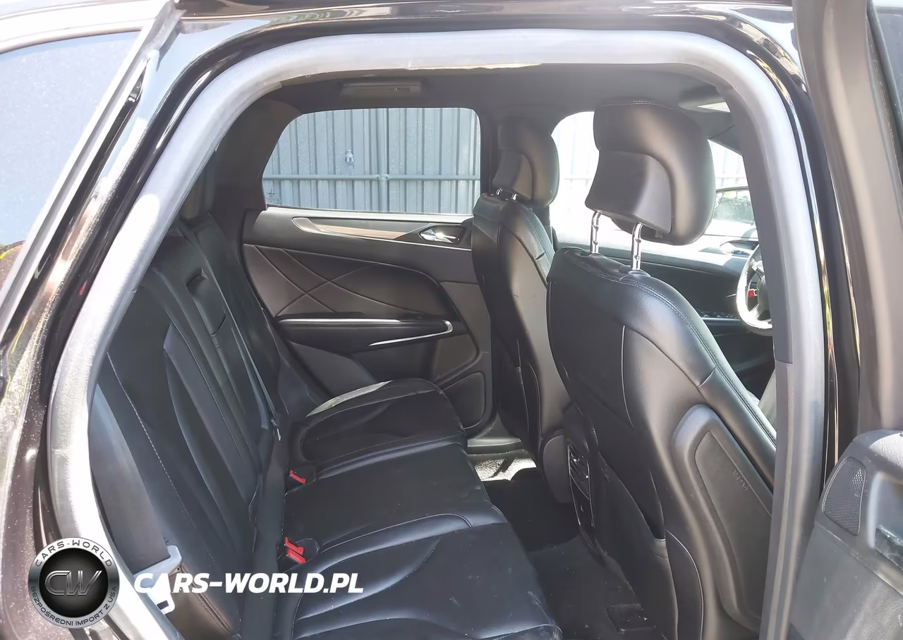 2019 Lincoln Mkc Standard VIN:5LMCJ1D90KUL34543 - 8