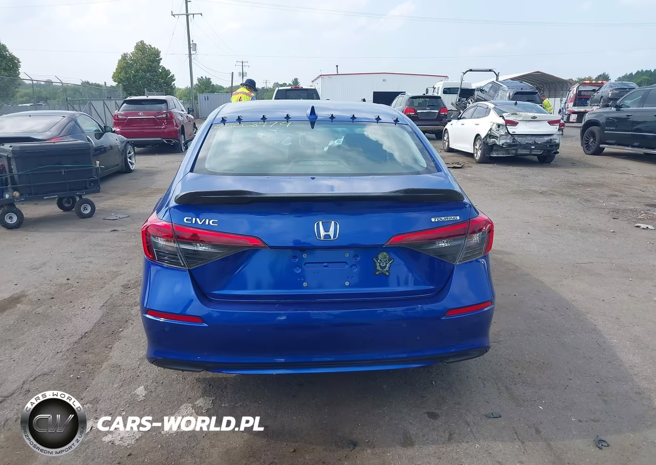 2024 Honda Civic Touring VIN:2HGFE1F97RH326783 - 17