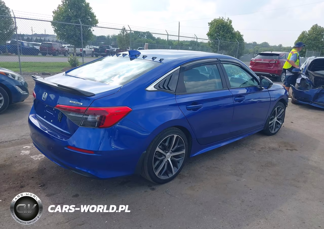 2024 Honda Civic Touring VIN:2HGFE1F97RH326783 - 4