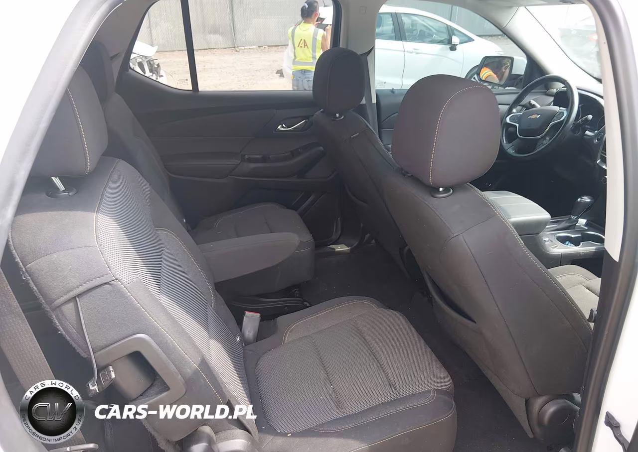 2020 Chevrolet Traverse Awd Lt Cloth VIN:1GNEVGKW7LJ261360 - 8