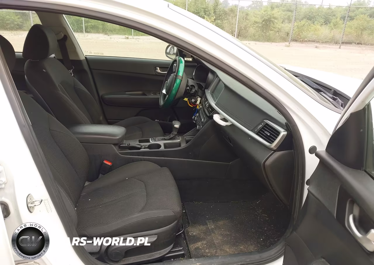 2019 Kia Optima Lx VIN:5XXGT4L34KG359789 - 5