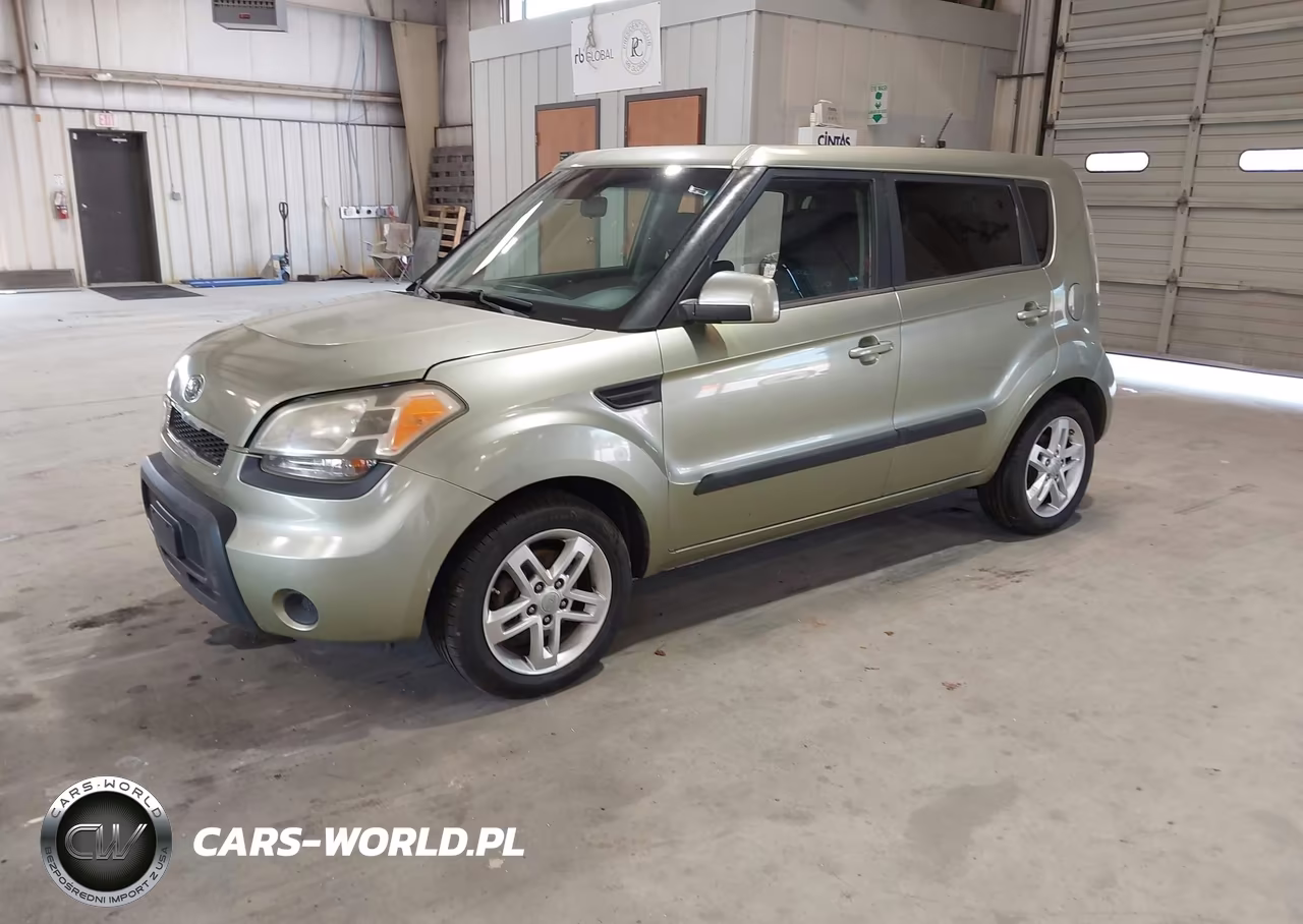 2011 Kia Soul + VIN:KNDJT2A2XB7233272 - 2
