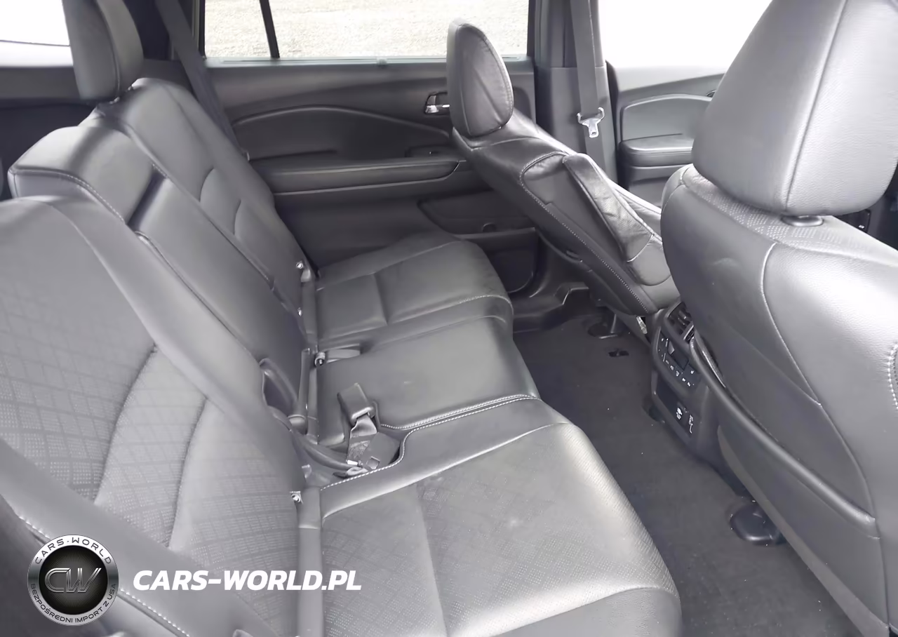 2019 Honda Passport Elite VIN:5FNYF8H0XKB002508 - 8