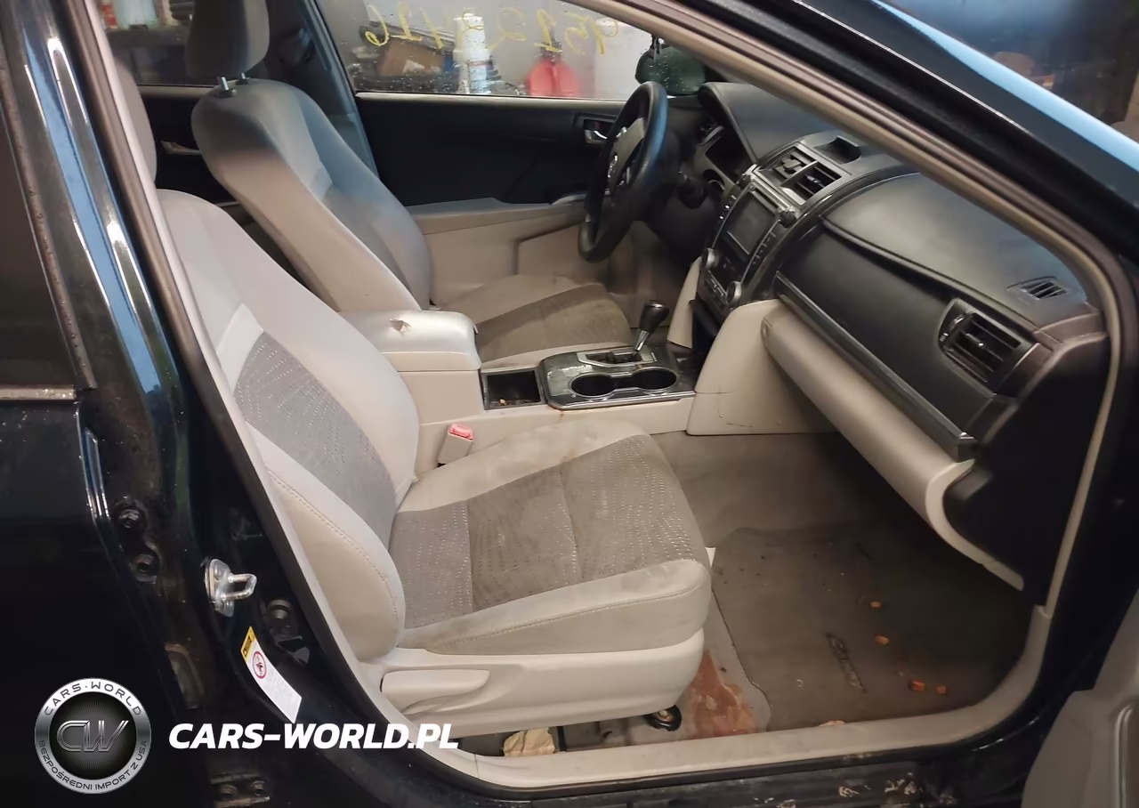 2013 Toyota Camry Hybrid Le VIN:4T1BD1FK2DU071819 - 5