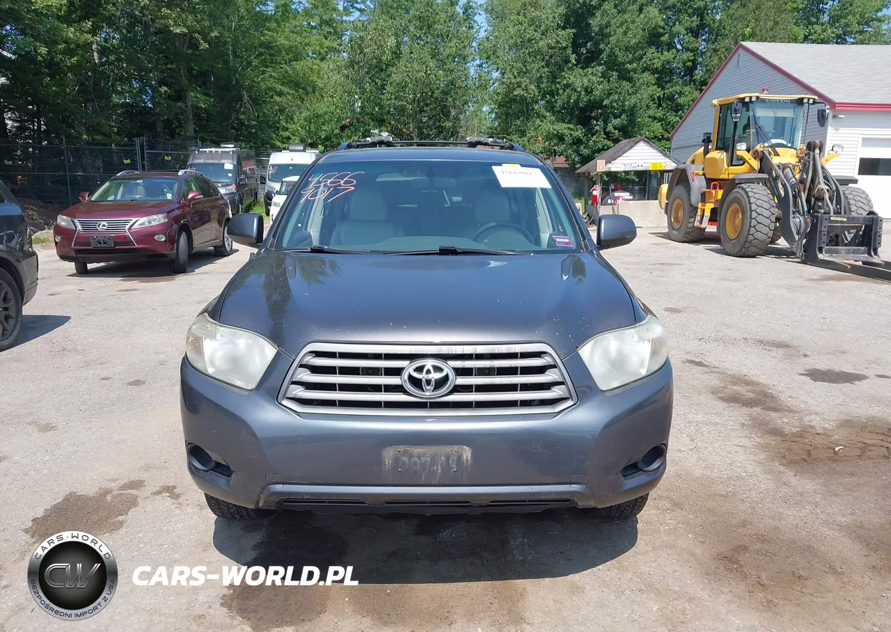 2010 Toyota Highlander Base V6 VIN:5TDBK3EH1AS003815 - 12