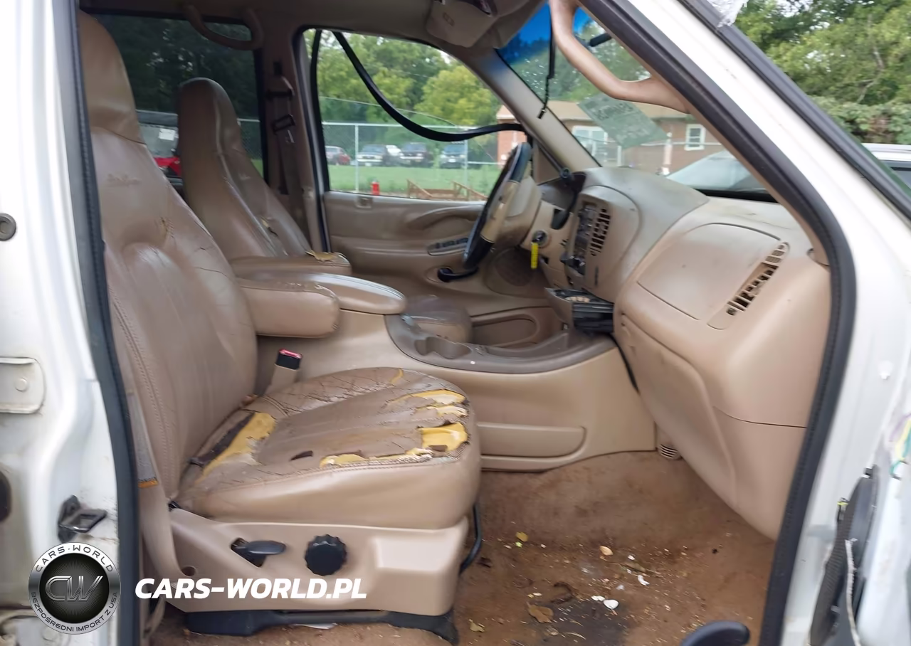 1998 Ford Expedition Eddie Bauer-Xlt VIN:1FMRU18W2WLA33725 - 5