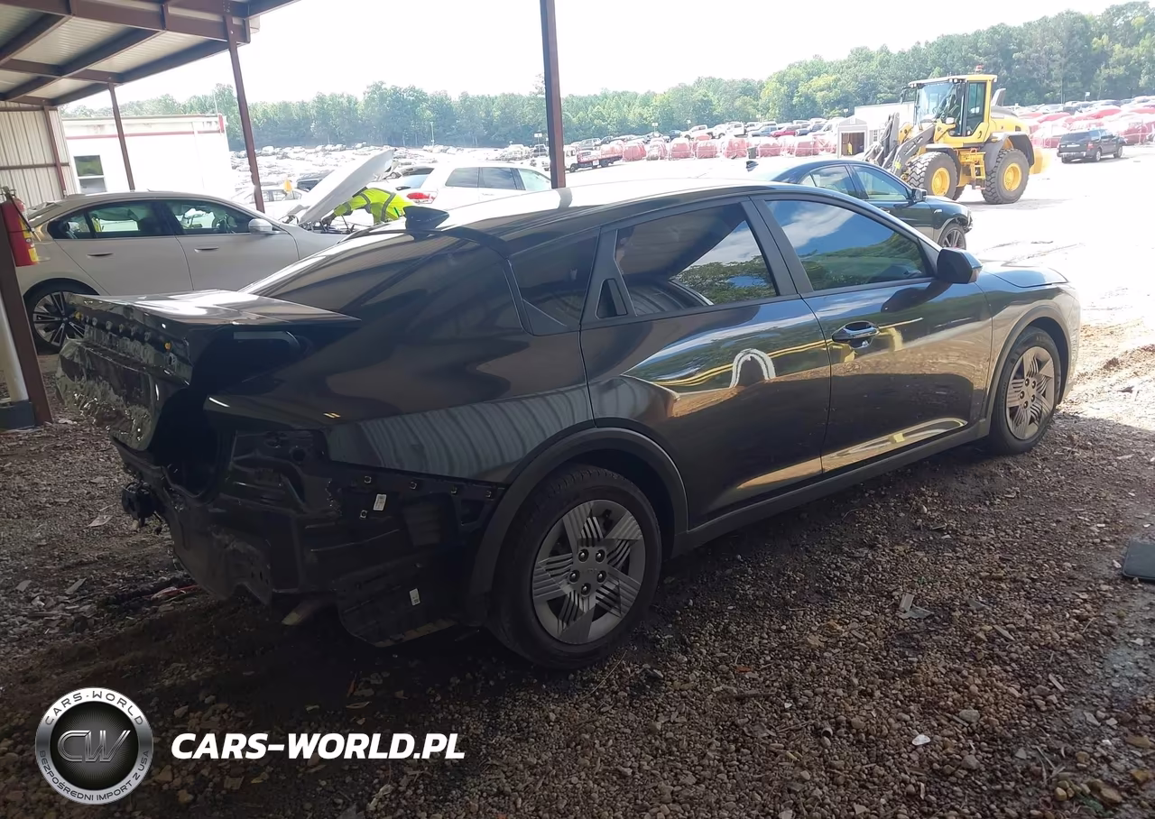 2025 Kia K4 Lx VIN:3KPFT4DE8SE159437 - 4