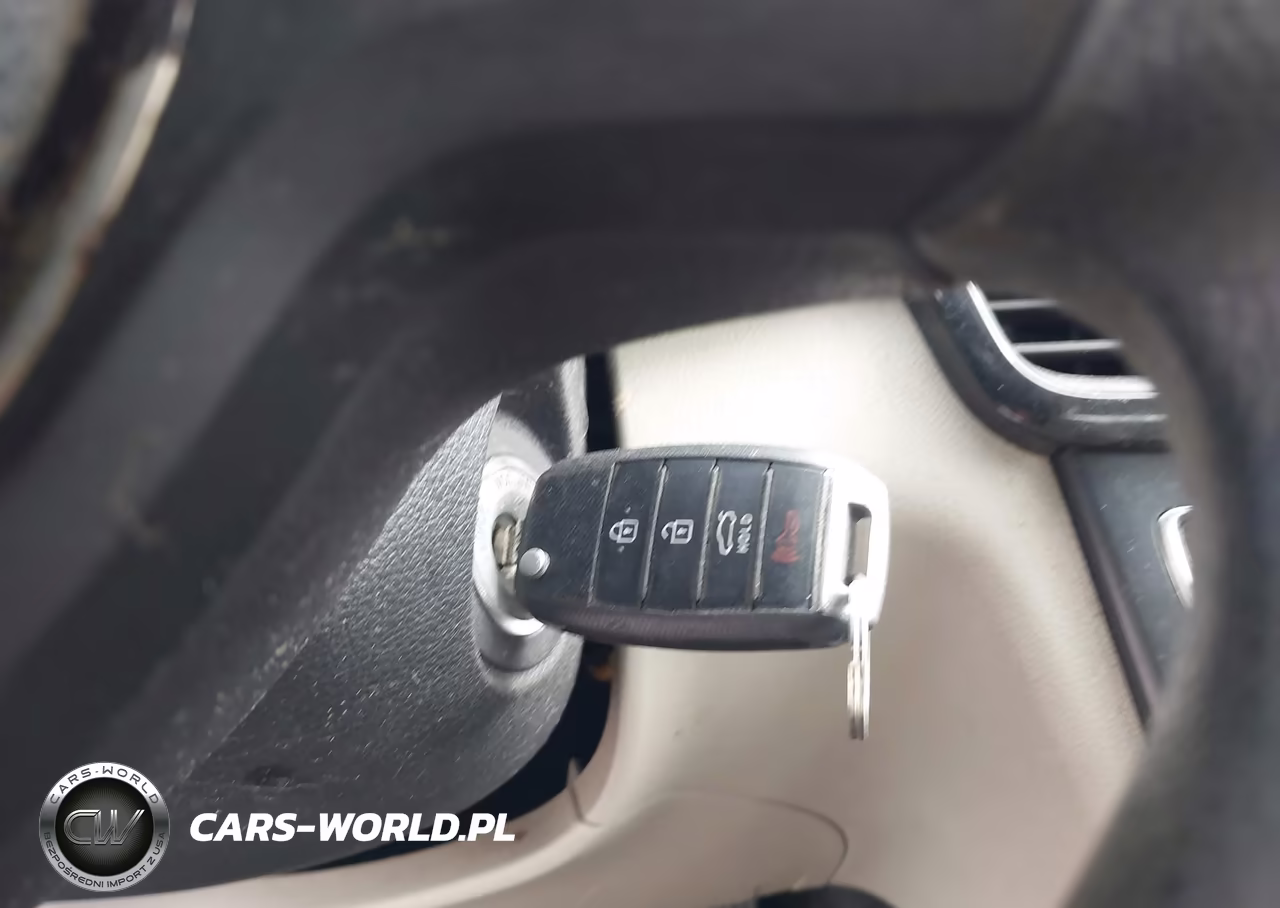 2018 Kia Optima Lx VIN:5XXGT4L34JG263935 - 11