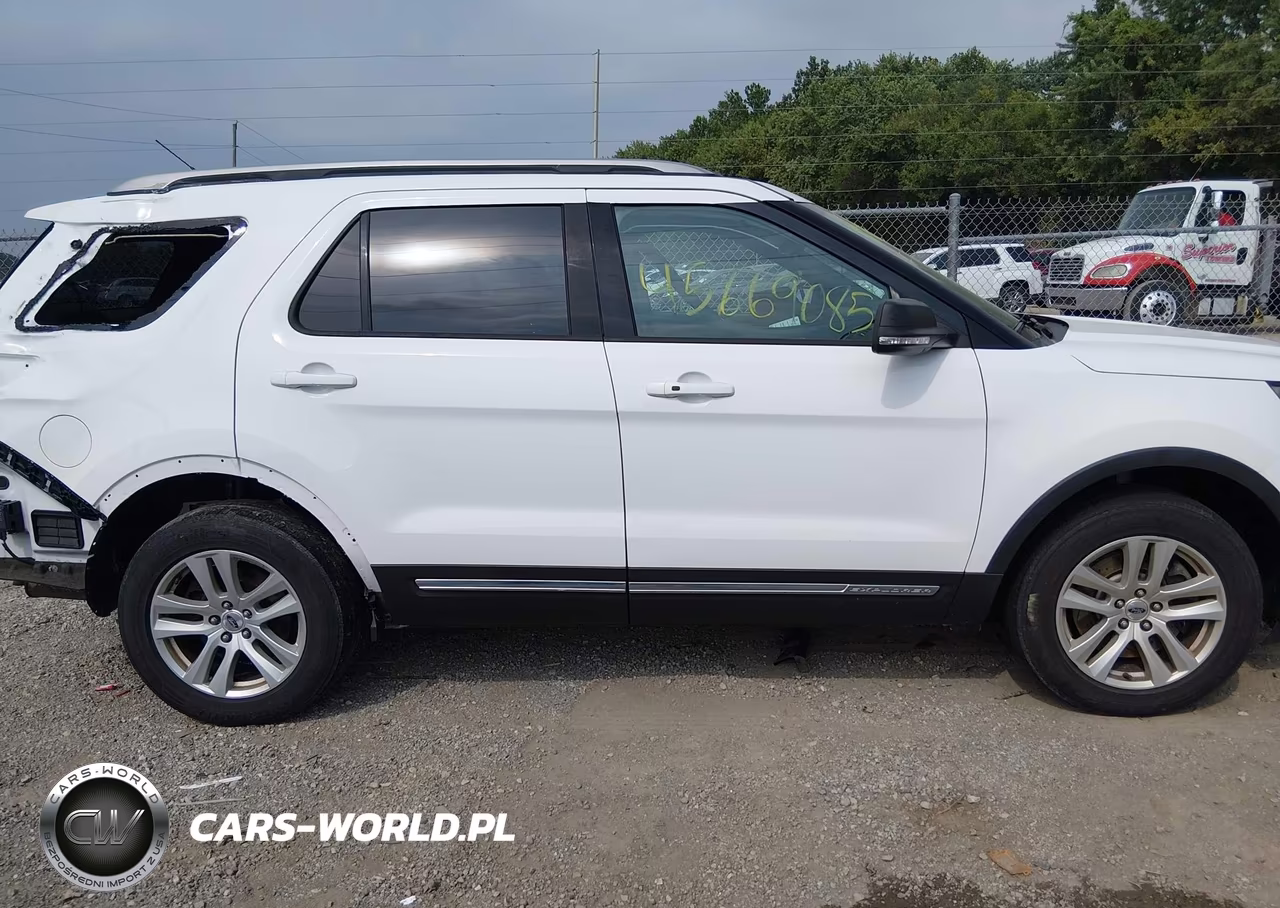 2019 Ford Explorer Xlt VIN:1FM5K8D88KGB36896 - 14