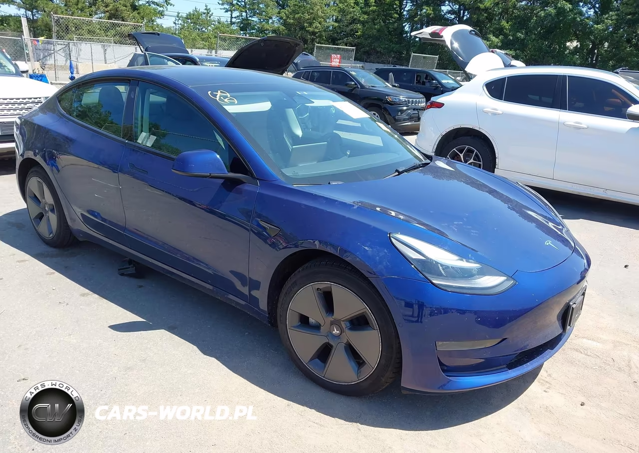 2022 Tesla Model 3 Rear-Wheel Drive