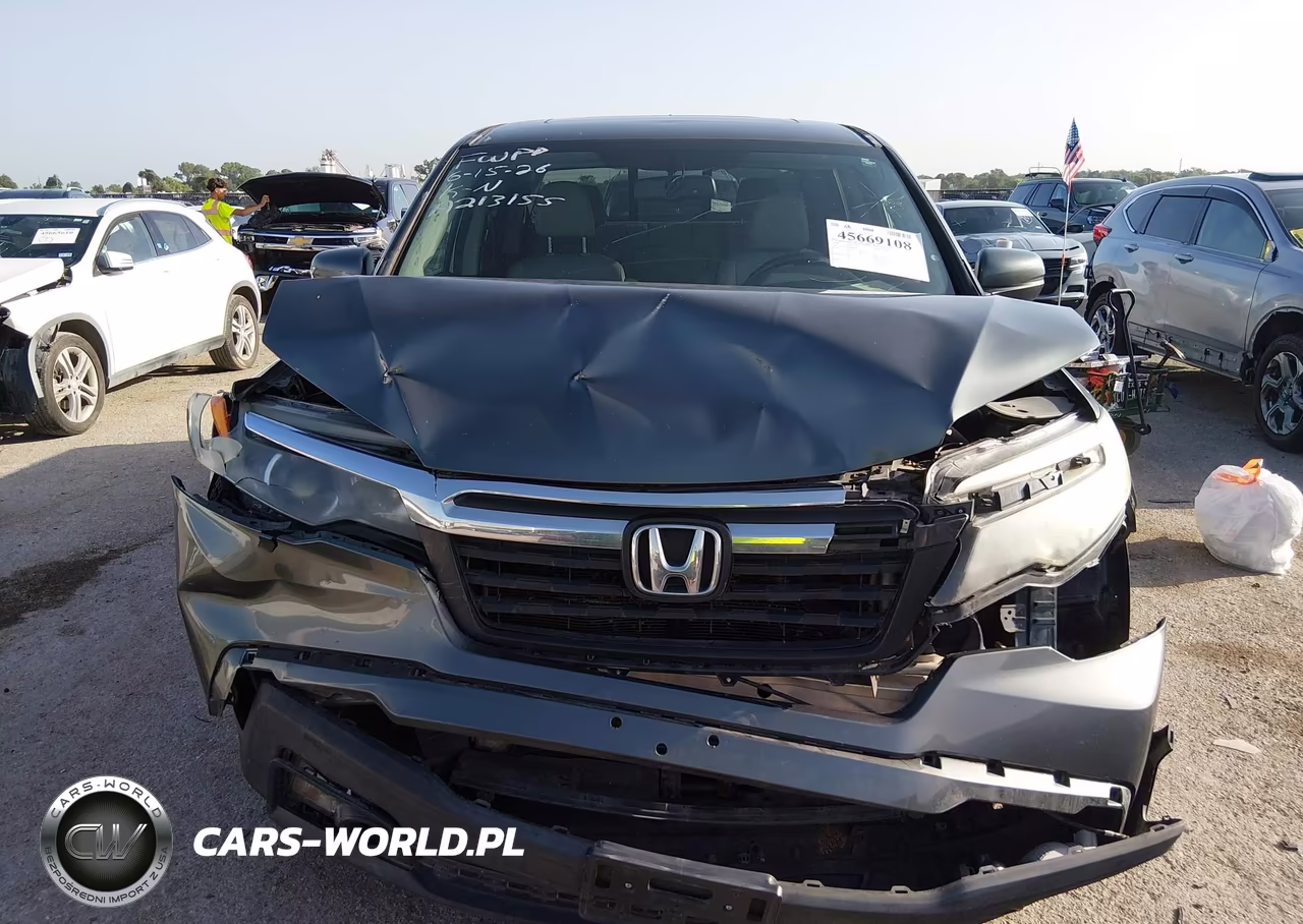 2019 Honda Ridgeline Rtl-T VIN:5FPYK3F64KB004641 - 11