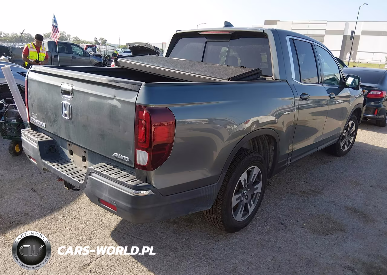 2019 Honda Ridgeline Rtl-T VIN:5FPYK3F64KB004641 - 4