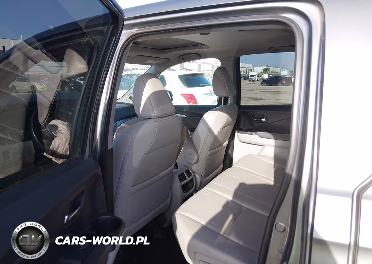 2019 Honda Ridgeline Rtl-T VIN:5FPYK3F64KB004641 - 8