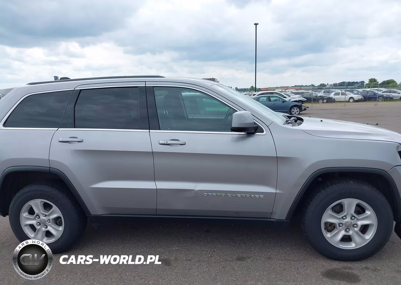 2015 Jeep Grand Cherokee Laredo VIN:1C4RJFAG2FC708390 - 14