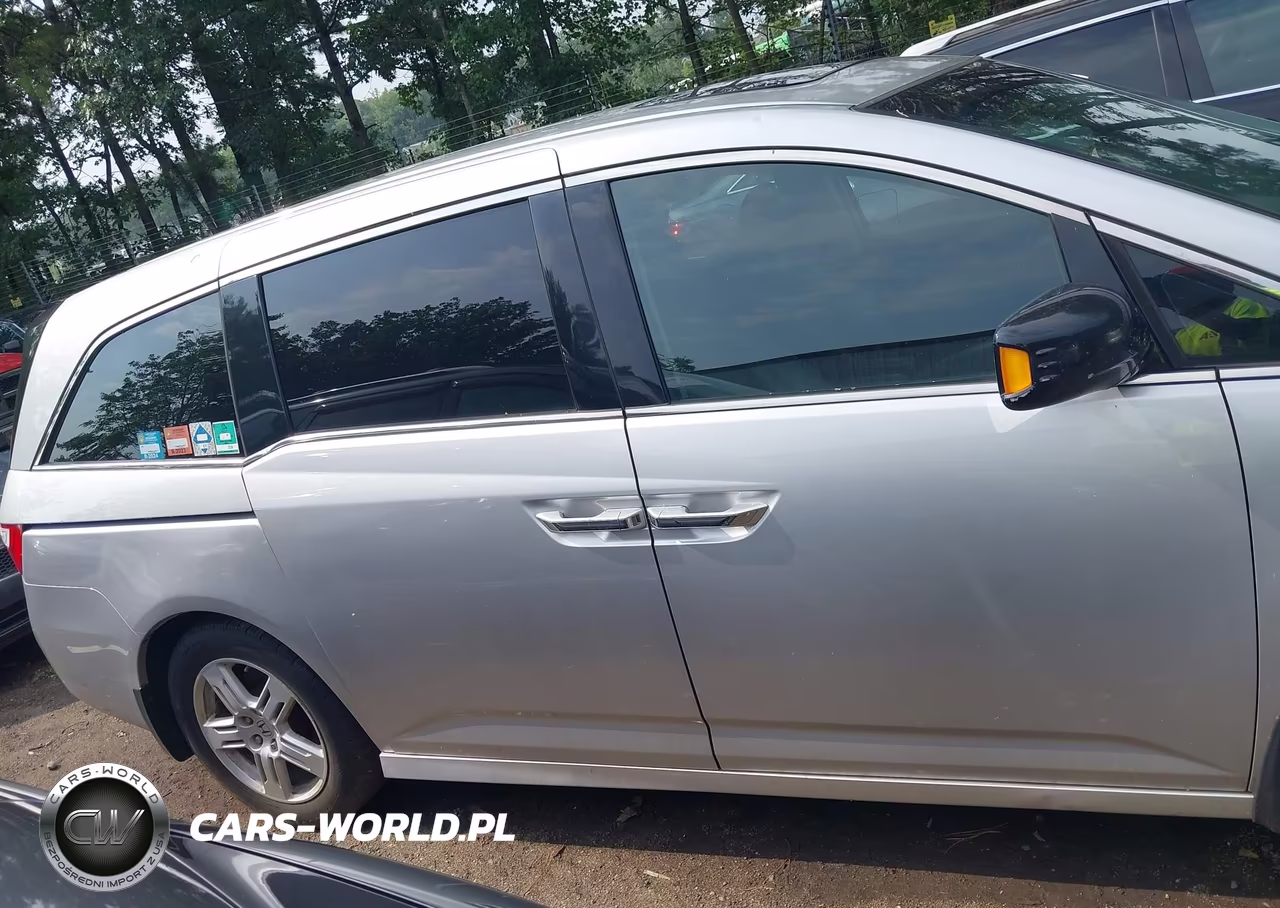 2013 Honda Odyssey Touring-Touring Elite VIN:5FNRL5H97DB043644 - 13