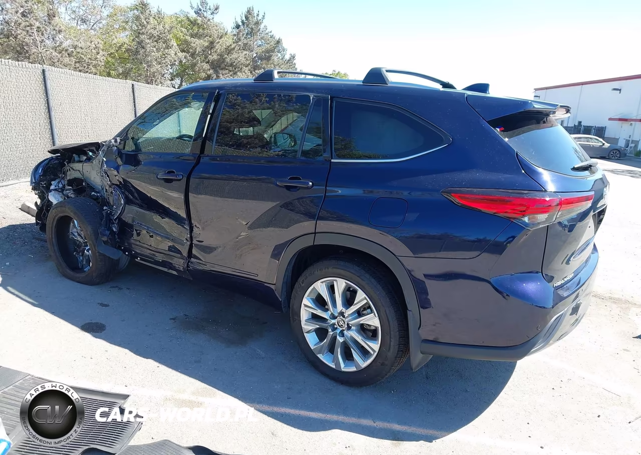 2021 Toyota Highlander Limited VIN:5TDYZRAH5MS080366 - 3