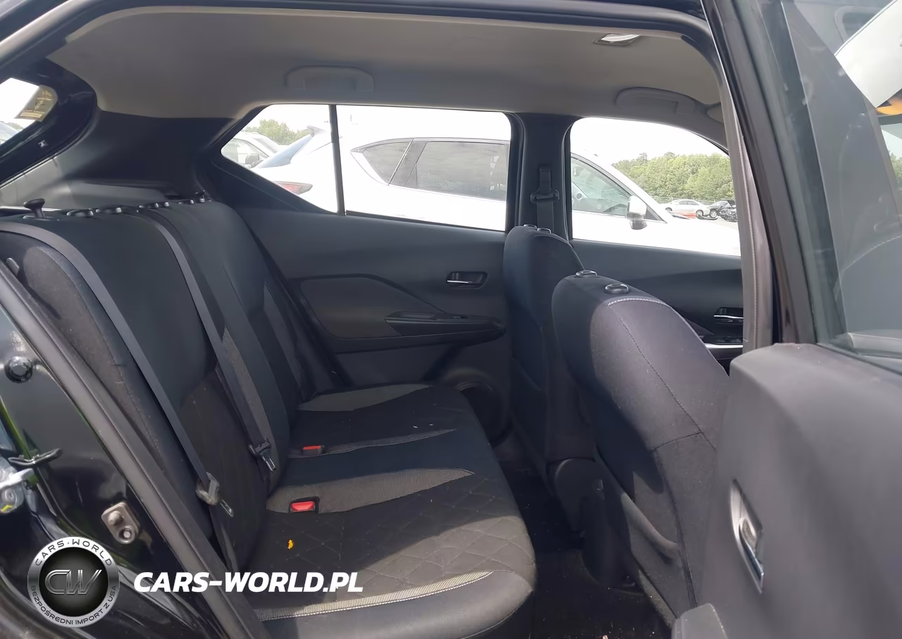 2018 Nissan Kicks Sv VIN:3N1CP5CU5JL500389 - 8