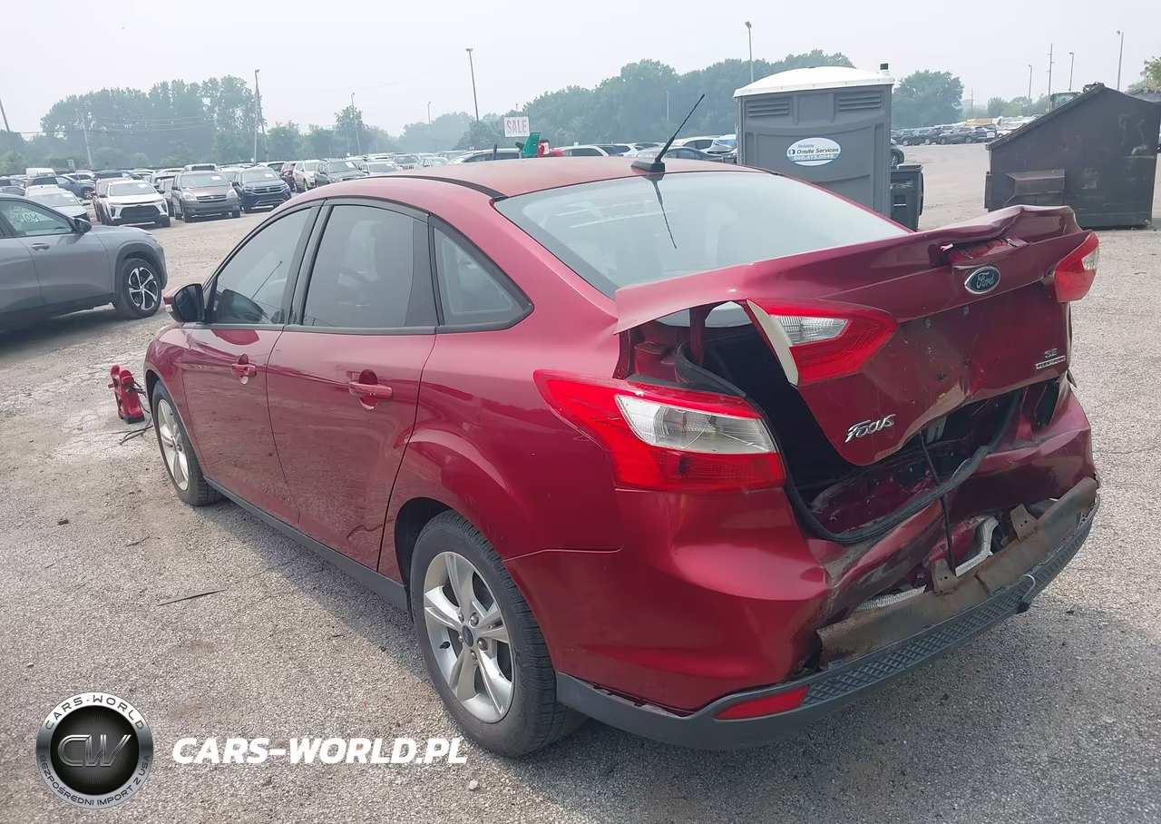 2013 Ford Focus Se VIN:1FADP3F22DL374336 - 3