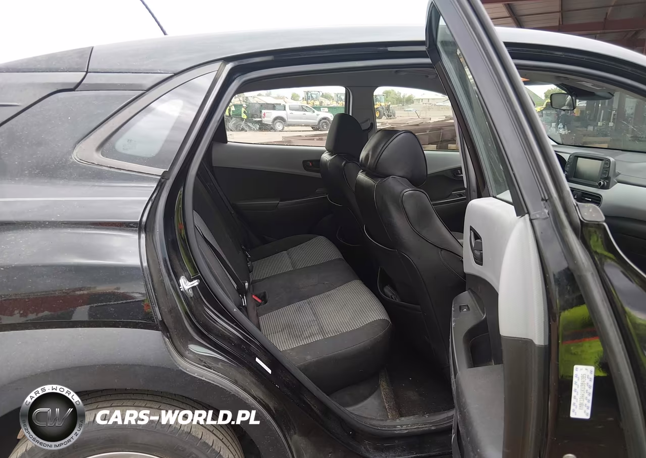 2019 Hyundai Kona Se VIN:KM8K12AA1KU384385 - 8