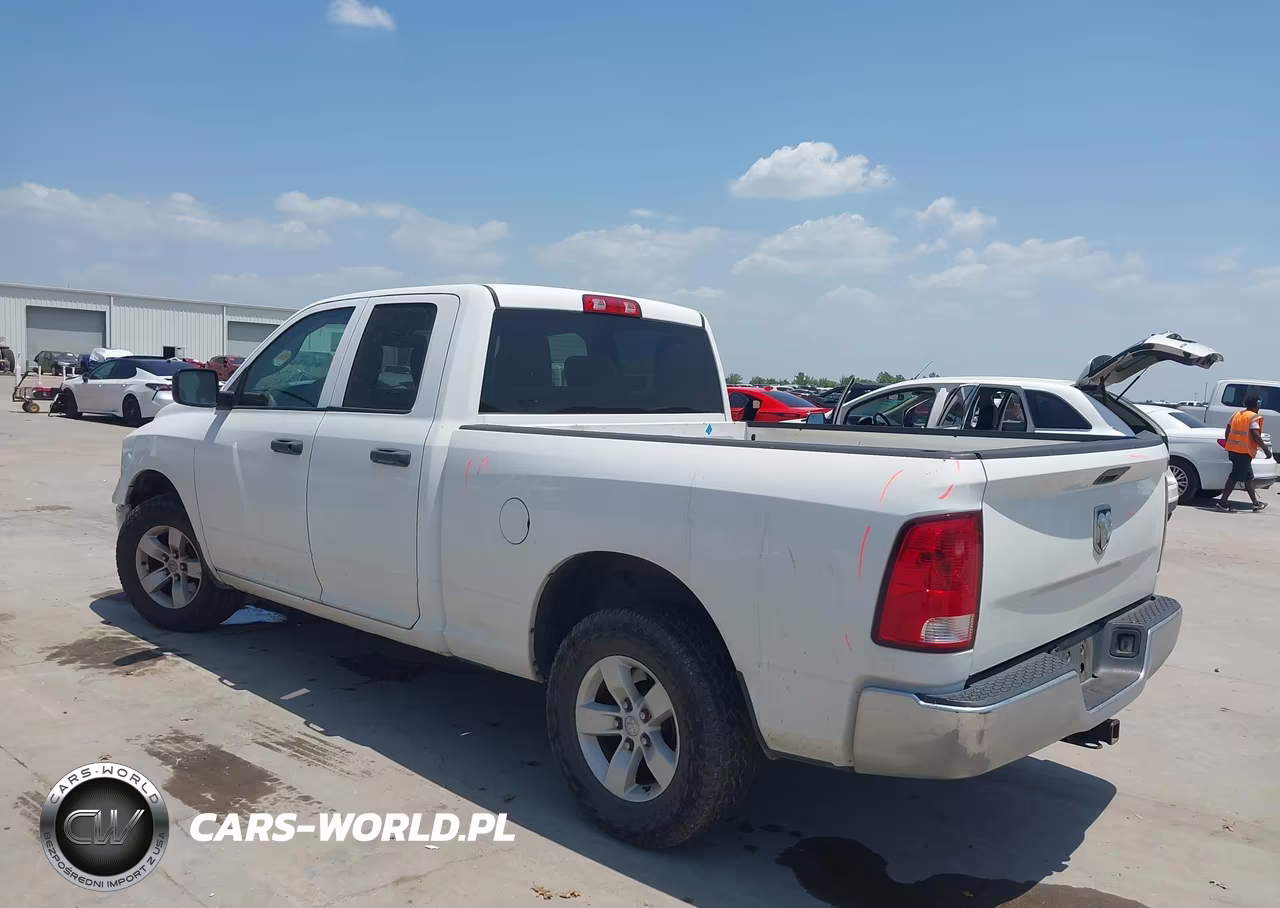 2020 Ram 1500 Classic Tradesman 4X2 6'4 Box VIN:1C6RR6FG2LS138319 - 3
