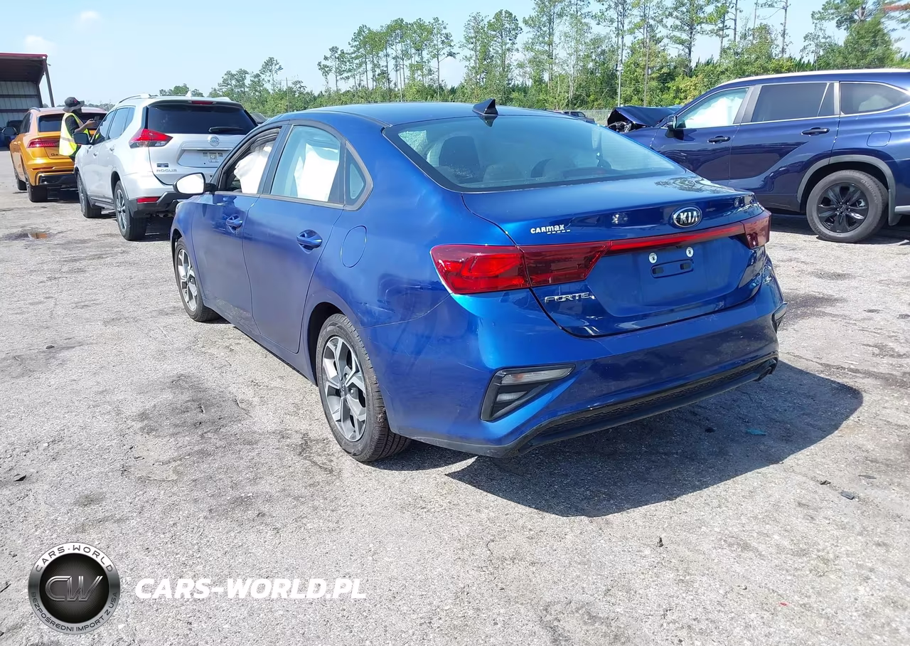 2021 Kia Forte Lxs VIN:3KPF24AD2ME394577 - 3