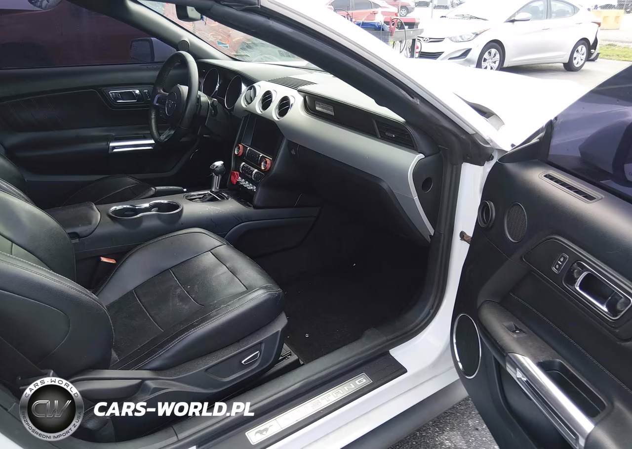 2015 Ford Mustang Ecoboost Premium VIN:1FATP8UHXF5402777 - 5