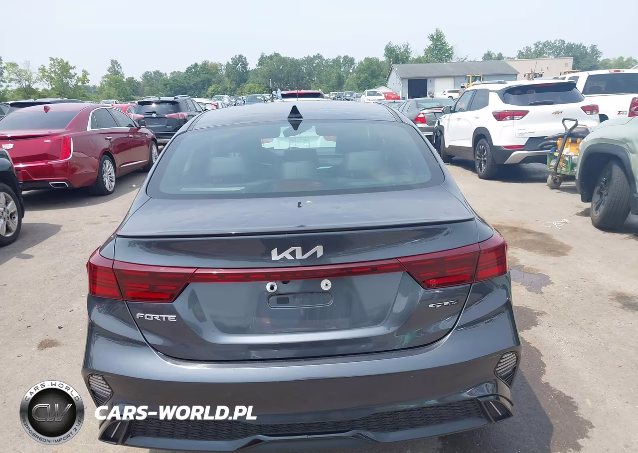 2024 Kia Forte Gt-Line VIN:3KPF54AD0RE754573 - 16