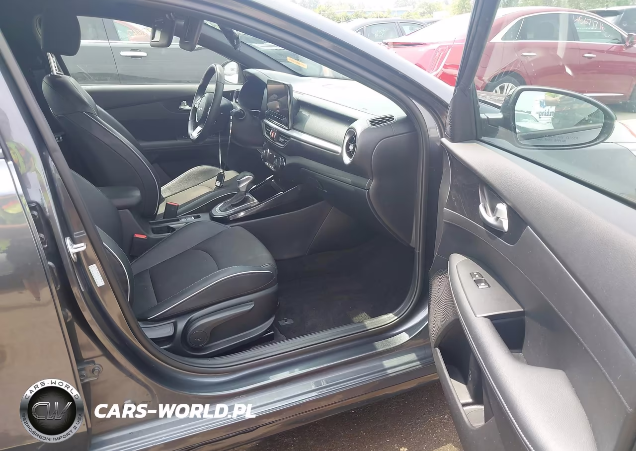 2024 Kia Forte Gt-Line VIN:3KPF54AD0RE754573 - 5