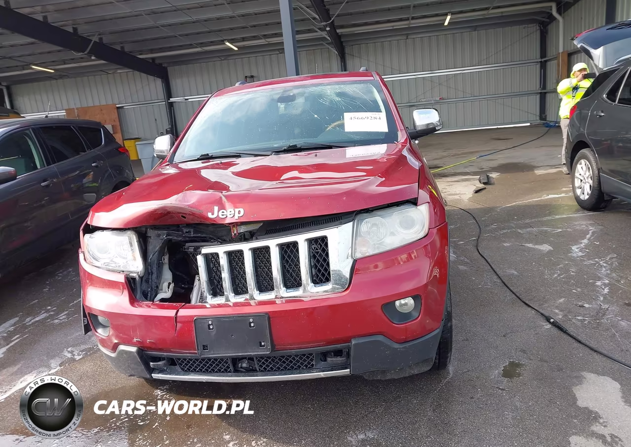 2013 Jeep Grand Cherokee Overland VIN:1C4RJFCG7DC627525 - 12