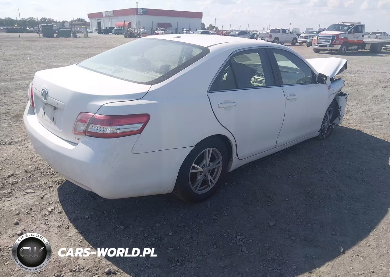 2010 Toyota Camry Le VIN:4T1BF3EK6AU508398 - 4