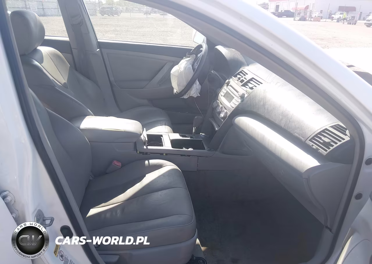 2010 Toyota Camry Le VIN:4T1BF3EK6AU508398 - 5