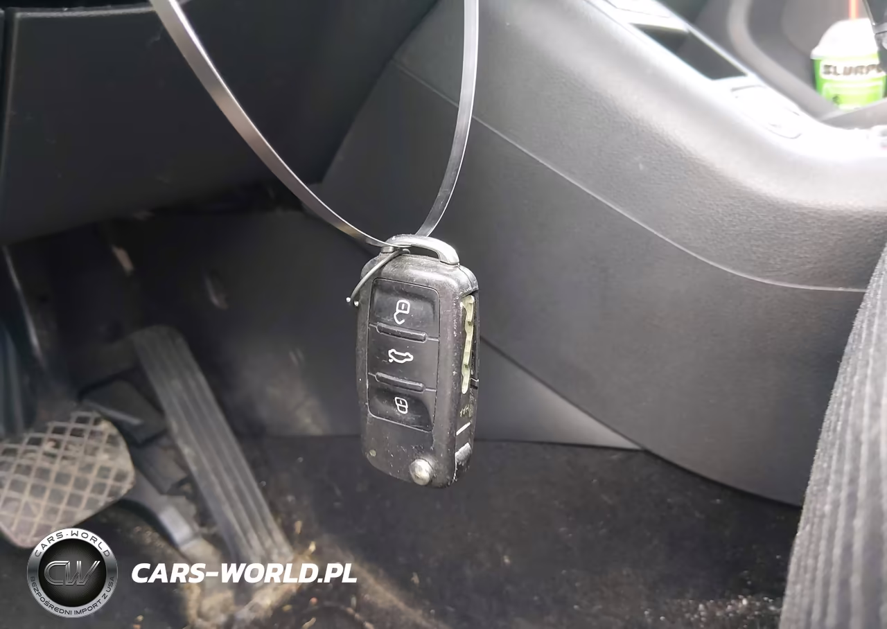 2017 Volkswagen Tiguan 2.0T-2.0T S VIN:WVGBV7AX4HK050295 - 11