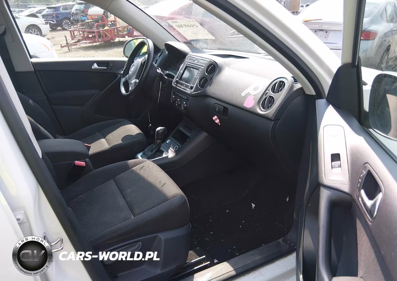 2017 Volkswagen Tiguan 2.0T-2.0T S VIN:WVGBV7AX4HK050295 - 5